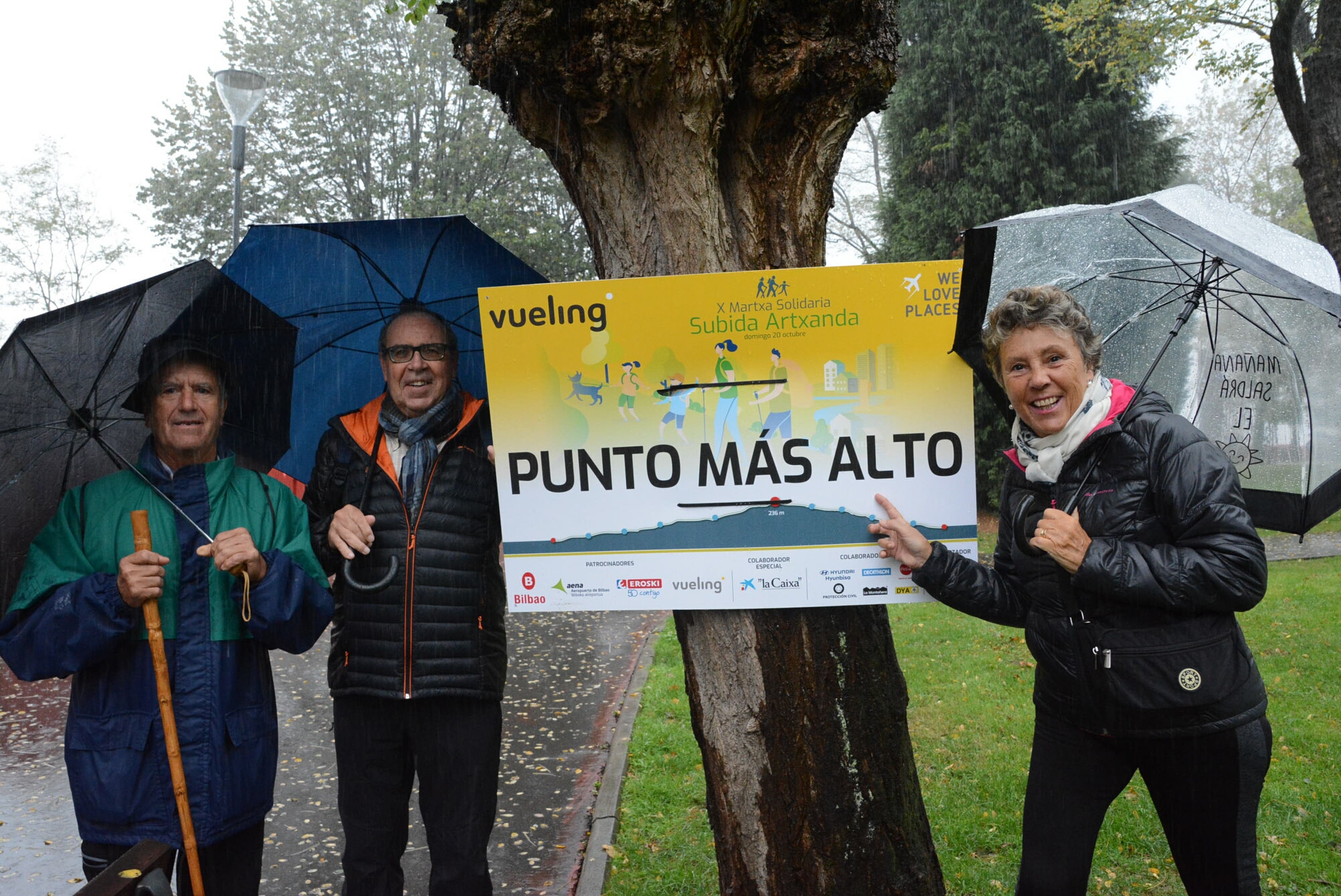 Foto 12 de la avituallamiento y mirador - Galería de la Subida a Artxanda 2019